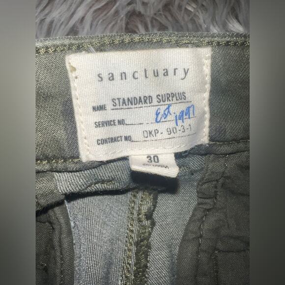 Sanctuary women’s camouflage pants - Picture 9 of 9